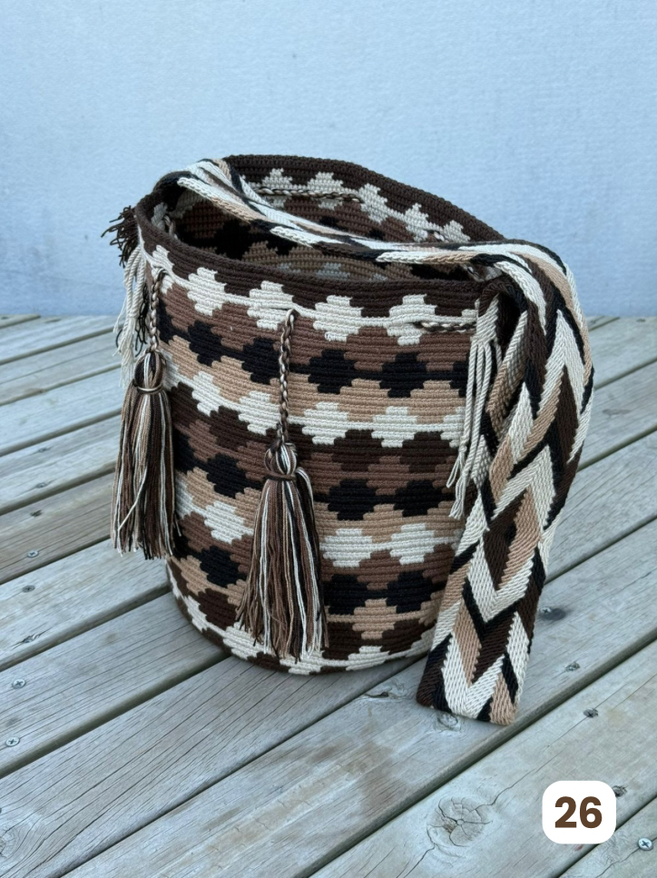 Mochila GRANDE Tonos Tierra🌤️ (31x28)