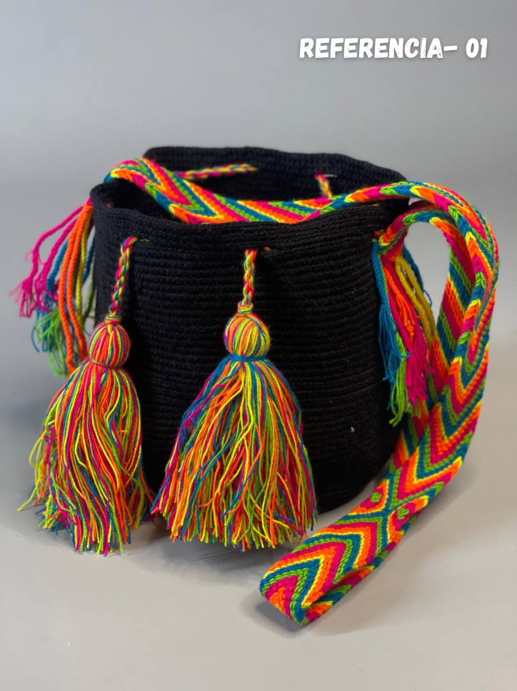 Mochila MEDIANA Unicolor🌟 (21x18)