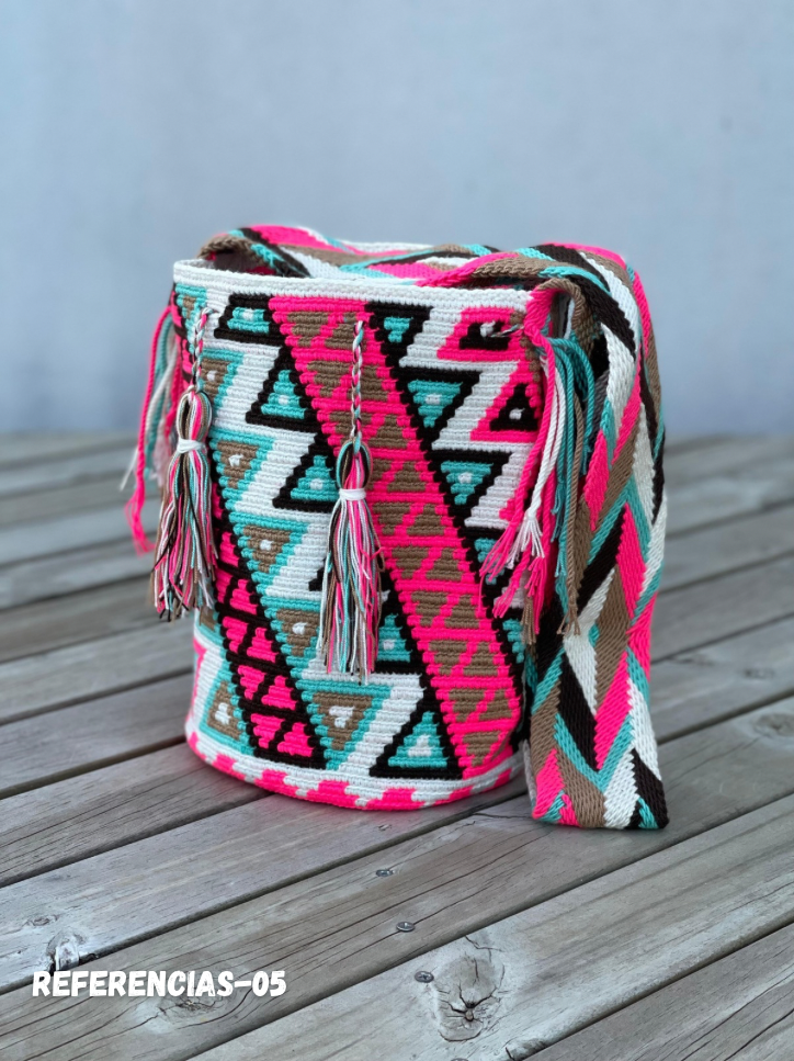 Mochila GRANDE Tonos Rosa🌹💞(31x28)