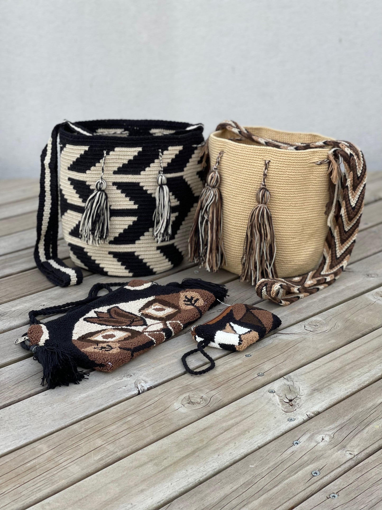✨Combo Especial: 2 Mochilas MEDIANAS+ (Sobre Wayuu + Monedero GRATIS) 🎁