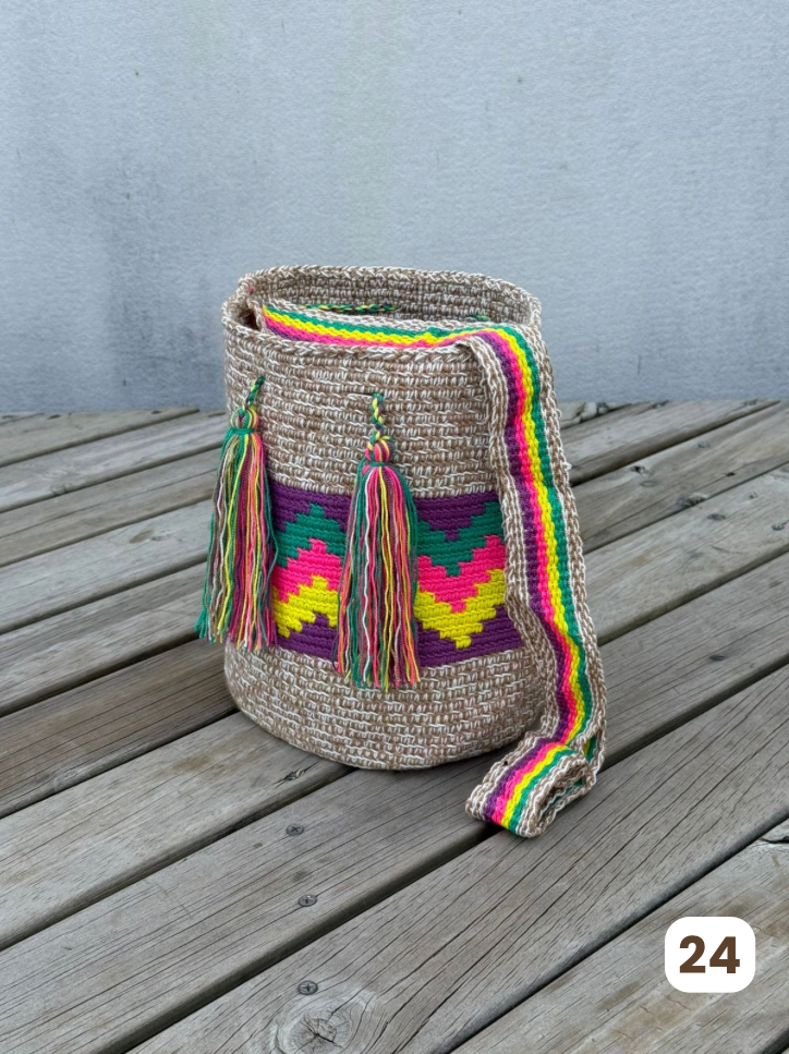 Mochila MEDIANA Tonos Pastel (22x18)⭐️