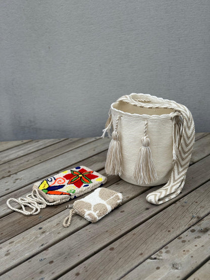 ✨Combo – Mochila Mediana + Portacelular + Monedero 🎁 – (22x20 cm)