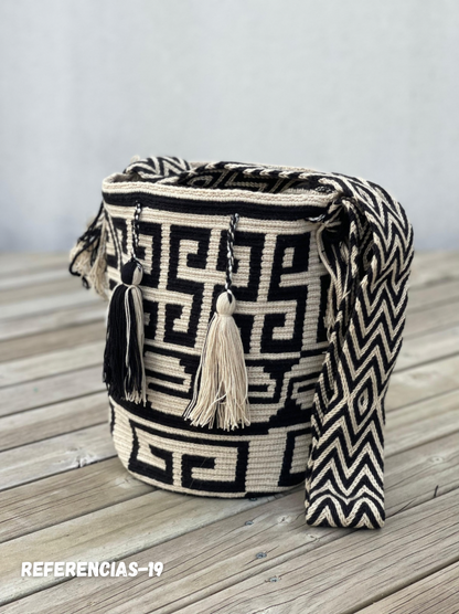 Mochilas GRANDE Diseño PREMIUM 🔥⭐️ (31x28)