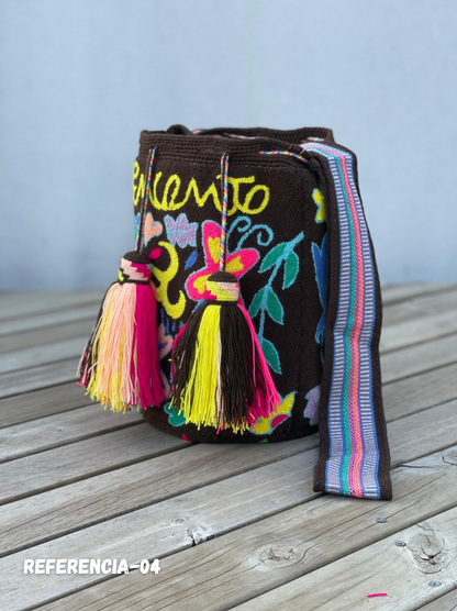 Mochila Tapizada PREMIUM (33x30Cm)🎨✨