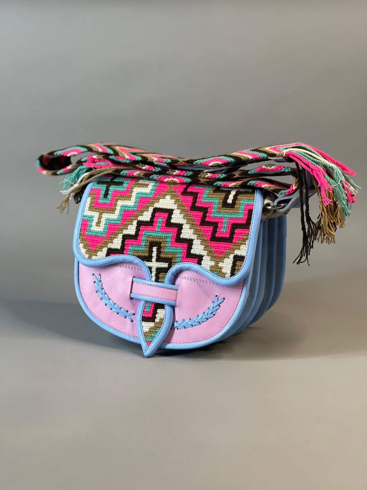 ⭐️ 👜CARRIEL WAYUU    (21x26cm)😍
