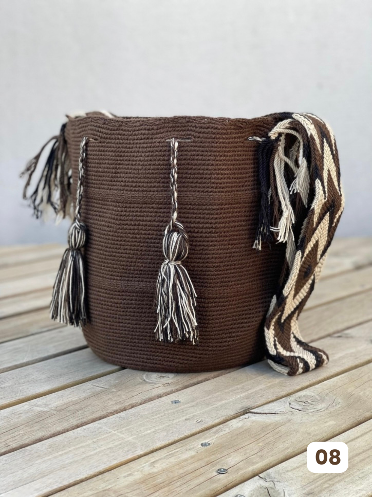 Mochila GRANDE Unicolor Tonos Tierra 🌎(31x28)