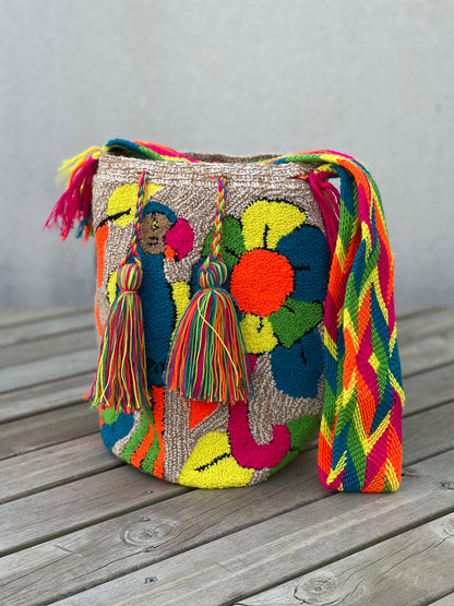 Mochila GRANDE Tapizada (31x28)🦜