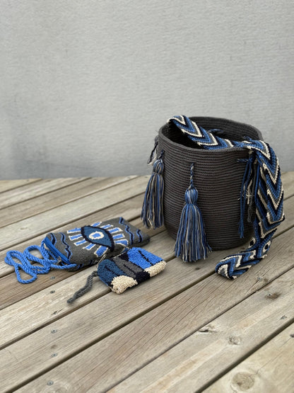 ✨Combo – Mochila Mediana + Portacelular + Monedero 🎁 – (22x20 cm)