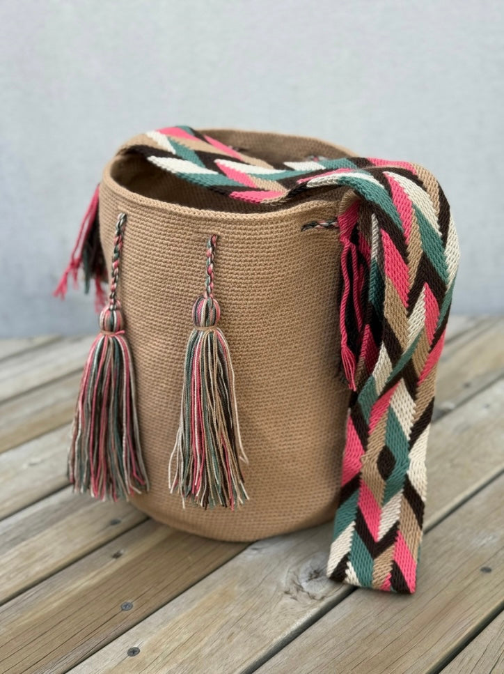 Mochila GRANDE Unicolor Tonos Tierra (31x28)