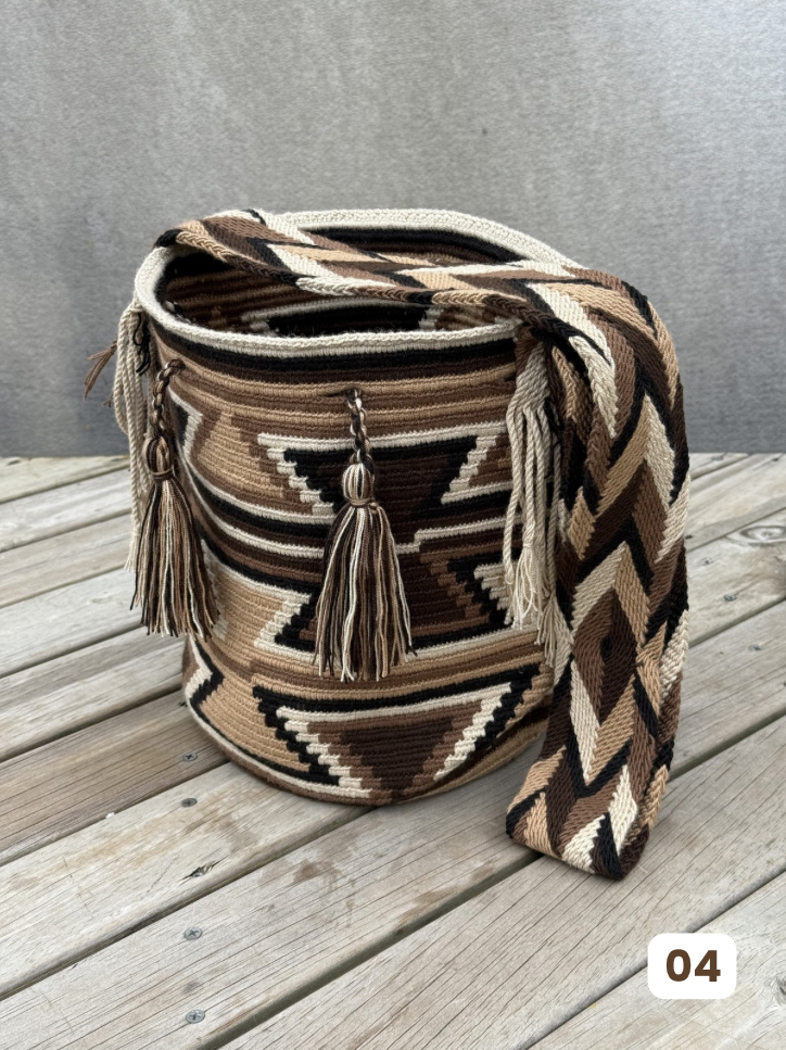 Mochila GRANDE Tonos Tierra🌤️ (31x28)