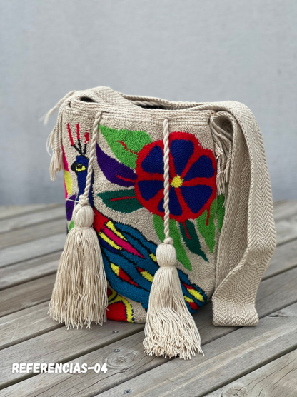 Mochila GRANDE Tapizada (31x28)🦜