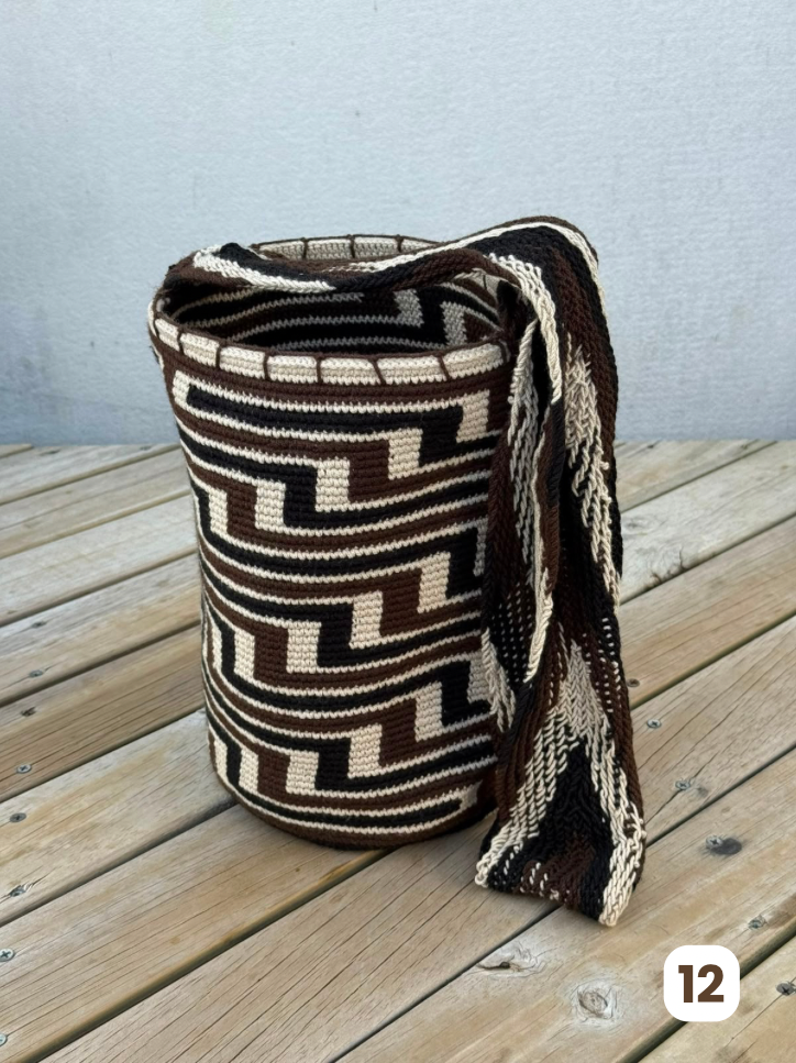 Mochila GRANDE tipo Arhuaca ⭐️🐑(30x28)
