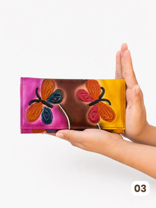 🦋🎨 Billetera Mariposas Pintada a Mano (18x9cm)