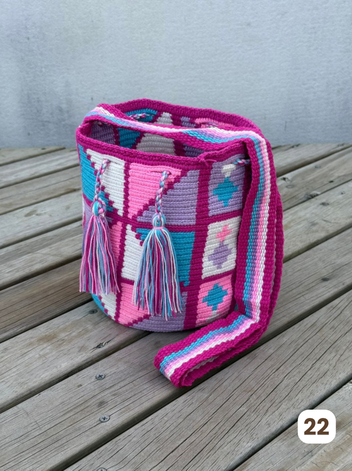 Mochila MEDIANA Tonos Pastel (22x18)⭐️