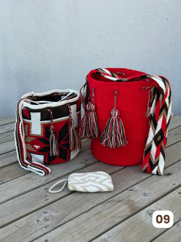 Set ⭐️Mochila Grande + Mochila Mediana + (Monedero de Regalo)🎁