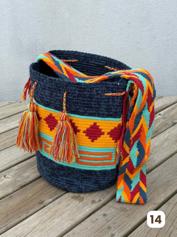 Mochilas GRANDE Matizadas💫 (31x28)