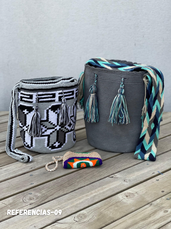 Set ⭐️Mochila Grande + Mochila Mediana + (Monedero de Regalo)🎁