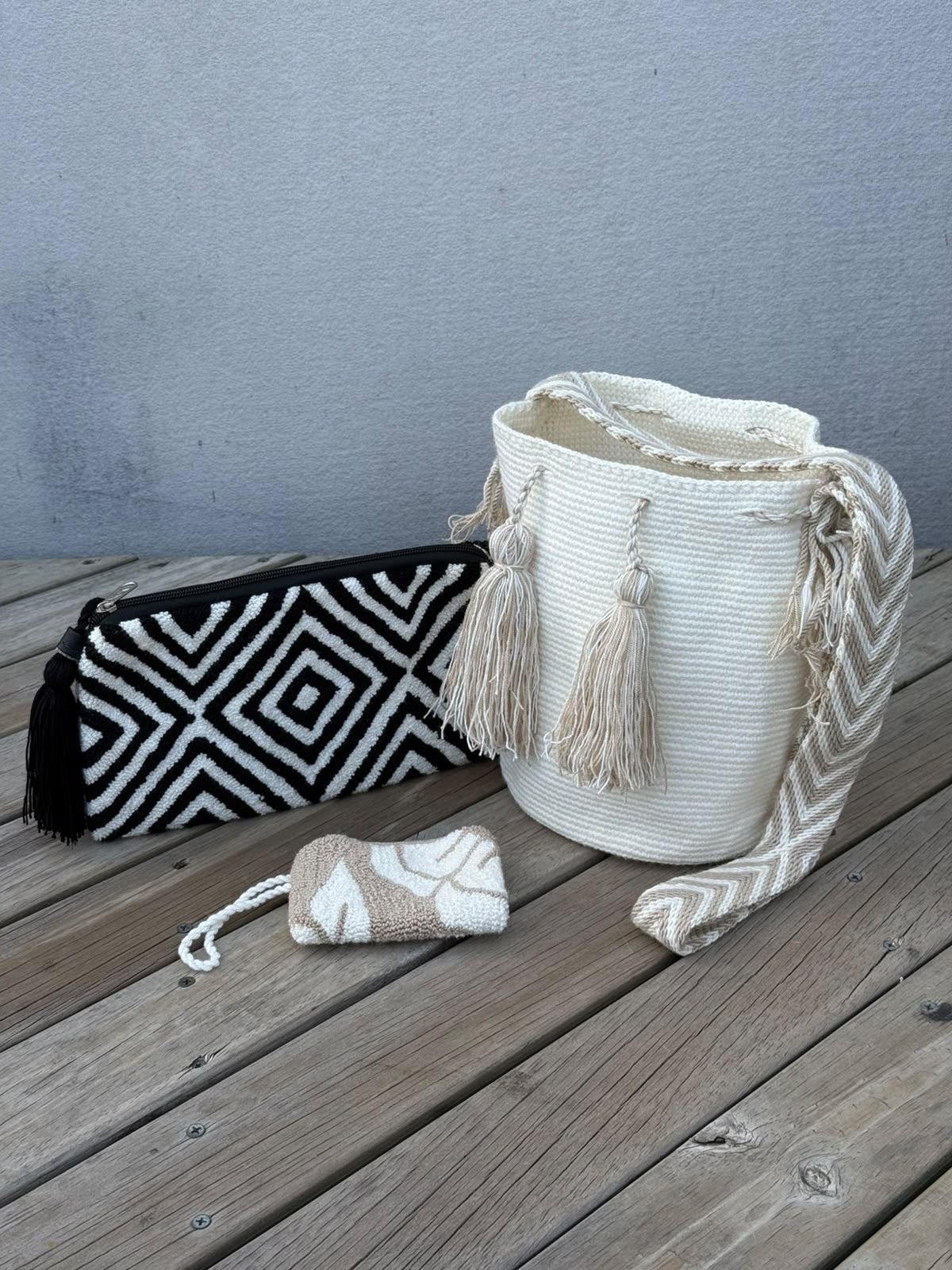 Combos Wayuu: Mochila MEDIANA + Sobre + (MONEDERO GRATIS)