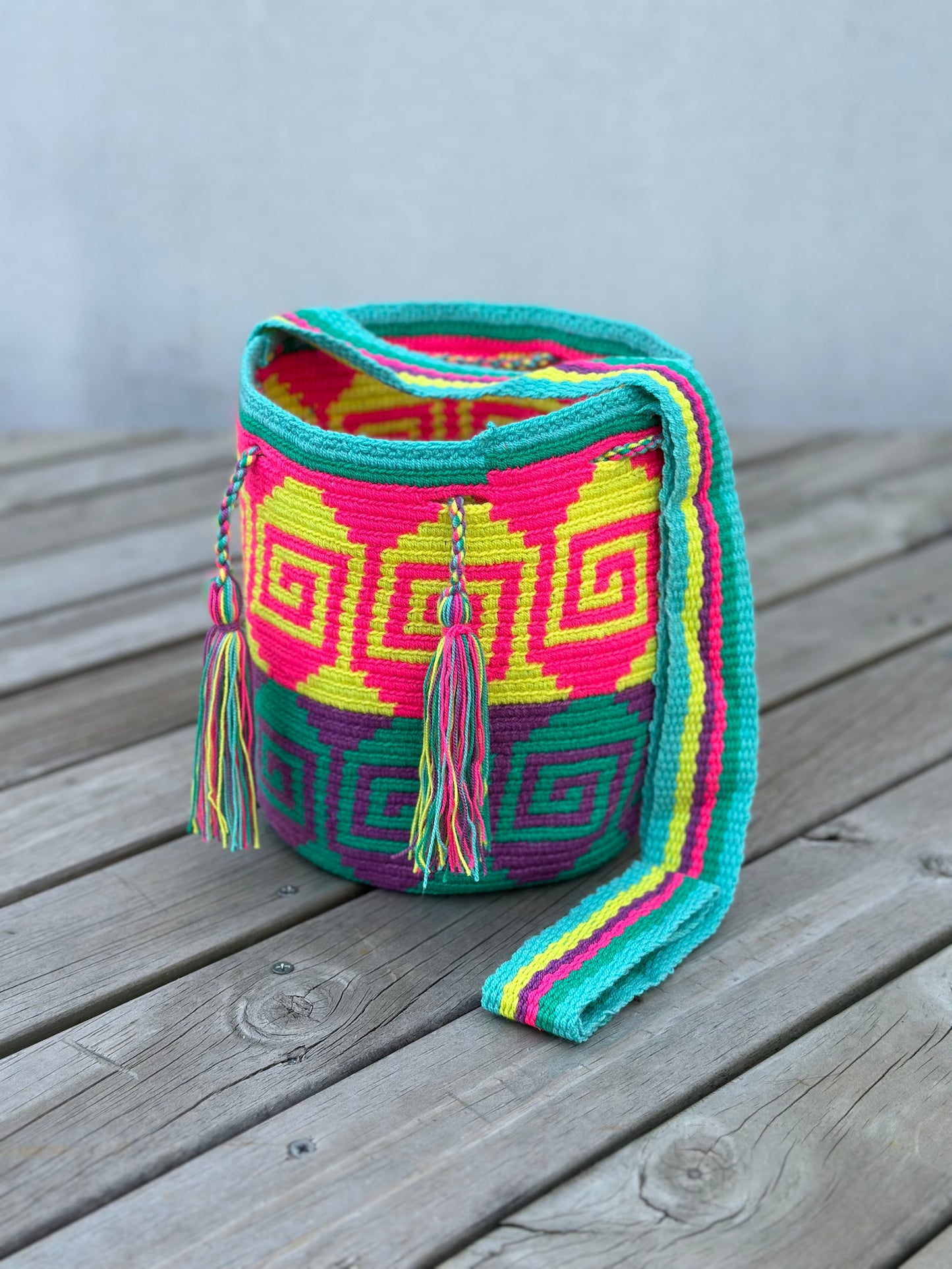 Mochila MEDIANA Tonos Pastel (22x18)⭐️