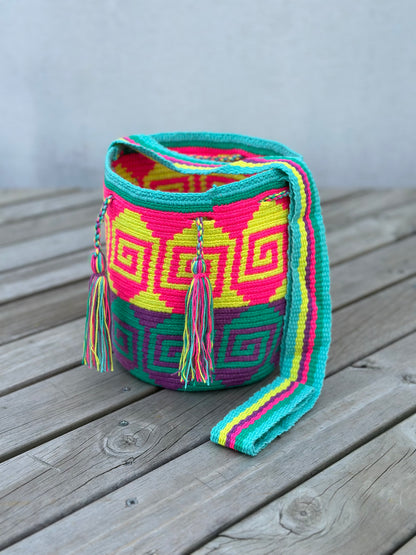 Mochila MEDIANA Tonos Pastel (22x18)⭐️