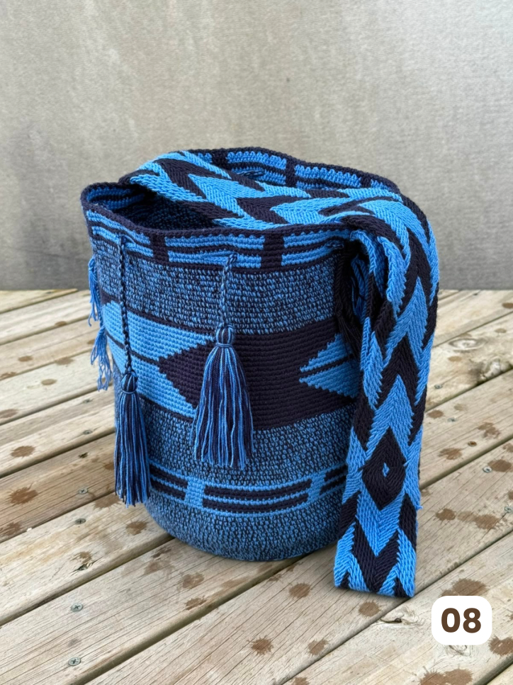 Mochilas GRANDE Diseño Hombre 🔹🩶 (31x28)