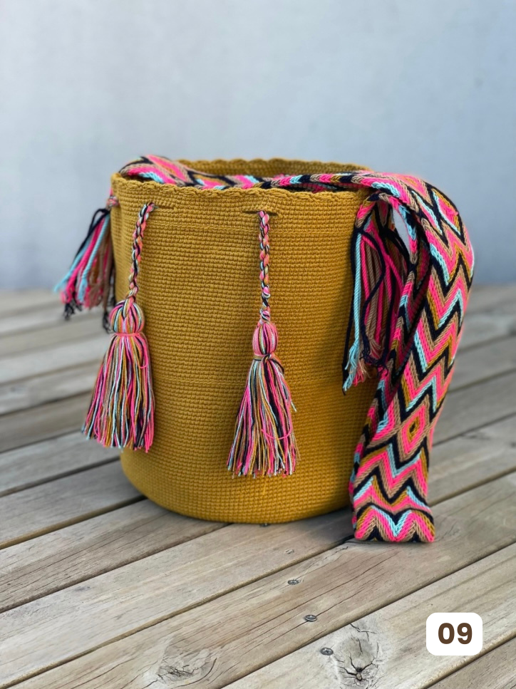 Mochila GRANDE Tonos Pastel ⭐️(31x28)
