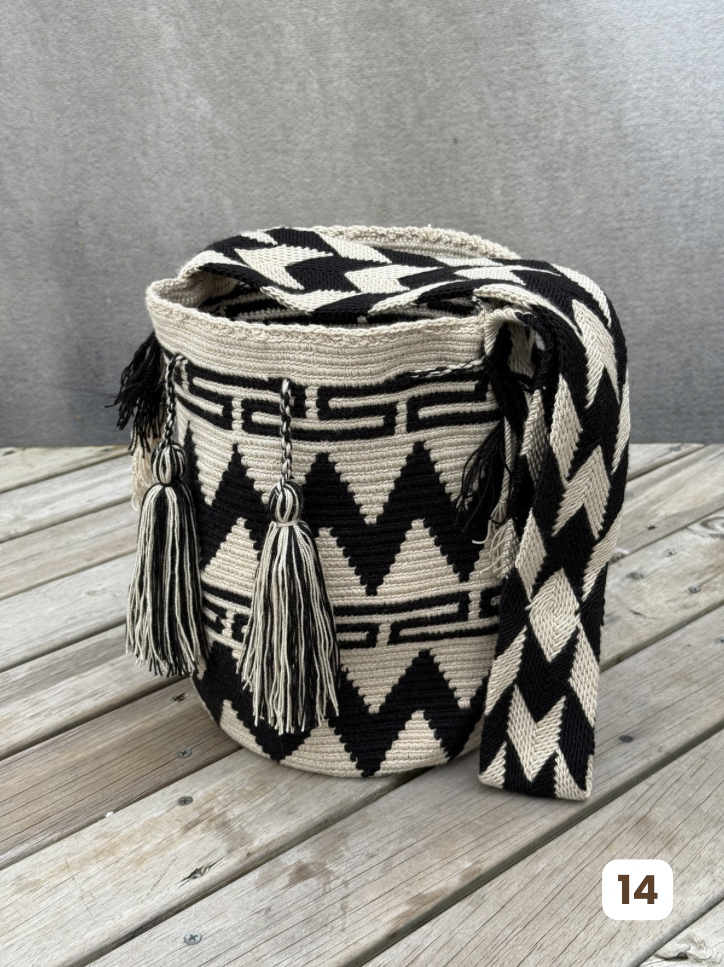 Mochilas GRANDE Diseño PREMIUM 🔥⭐️ (31x28)