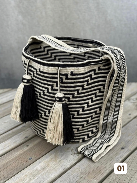 ✨Mochila Gran Reserva de Colección 🏛️🐦‍🔥(32x29 cm)