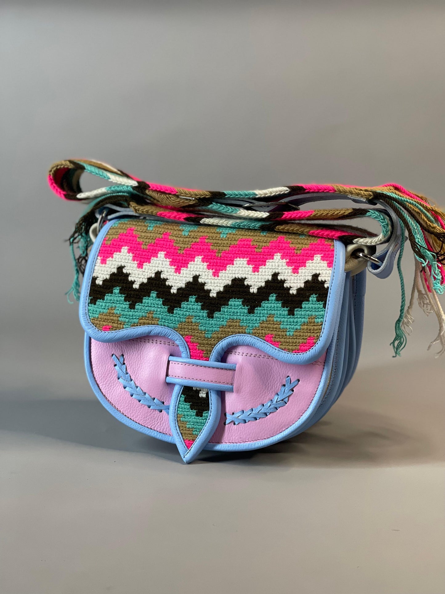 ⭐️ 👜CARRIEL WAYUU    (21x26cm)😍