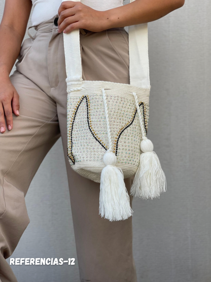 Mochila MEDIANA Perlada💫(22x18)