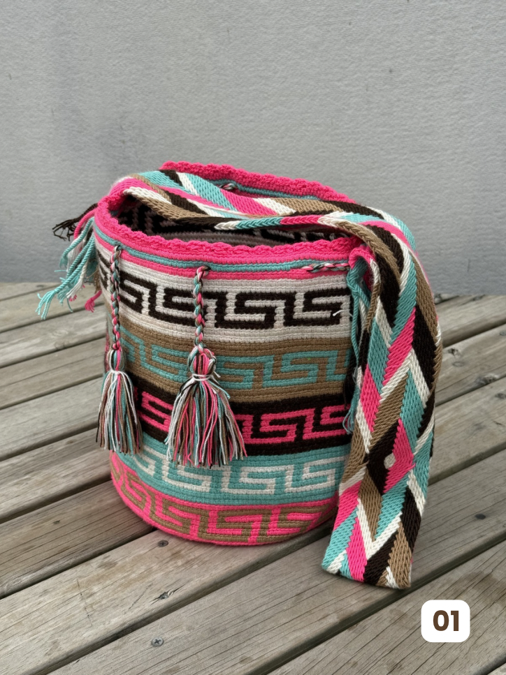 Mochila GRANDE Tonos Rosa🌹💞(31x28)