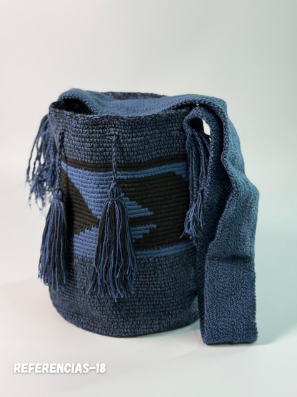 Mochilas GRANDE Diseño Hombre 🔹🩶 (31x28)