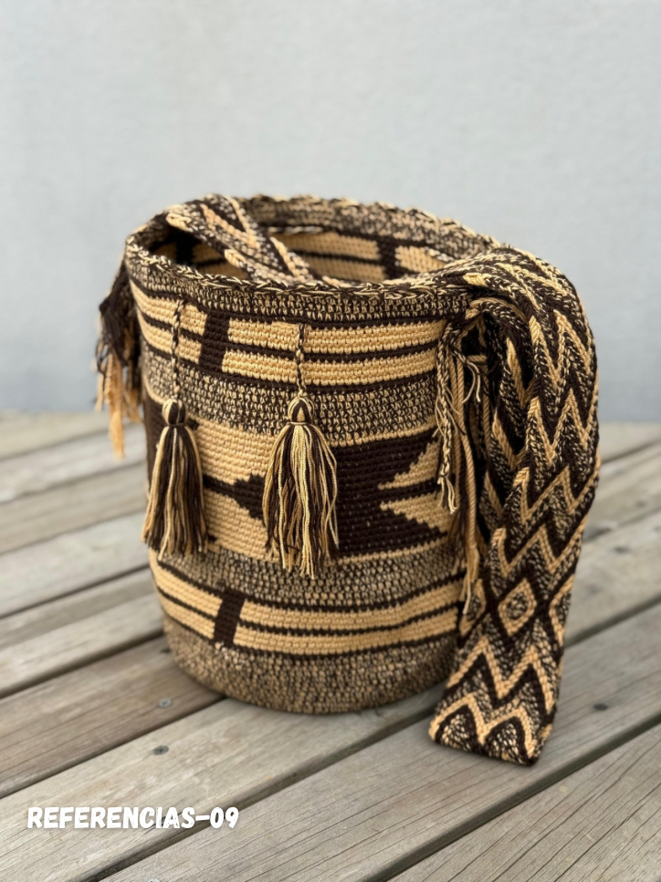 Mochilas GRANDE Diseño Hombre 🔹🩶 (31x28)