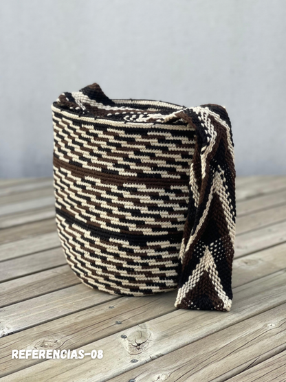 Mochila GRANDE tipo Arhuaca ⭐️🐑(30x28)