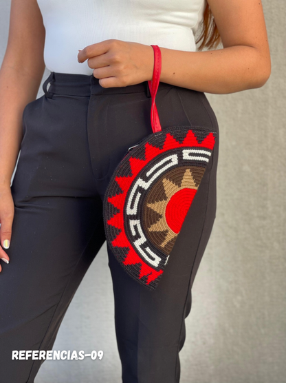 ✨Sobre Media Luna – Elegancia Artesanal de Mano 🌙🤍 (25x14 Cm)