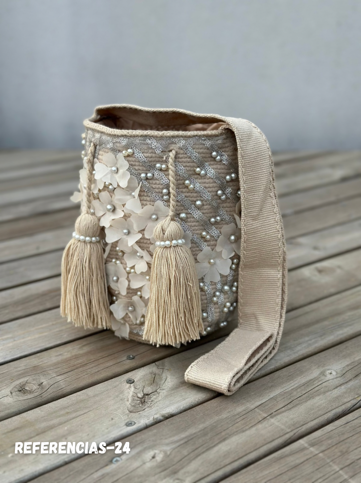 Mochila MEDIANA Recamada🌟💎(22x20)