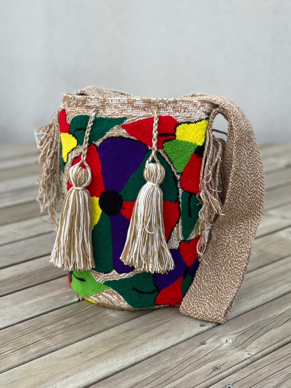 Mochila GRANDE Tapizada (31x28)🦜