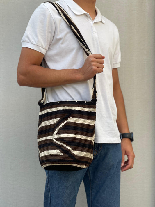 Mochila GRANDE tipo Arhuaca ⭐️🐑(30x28)