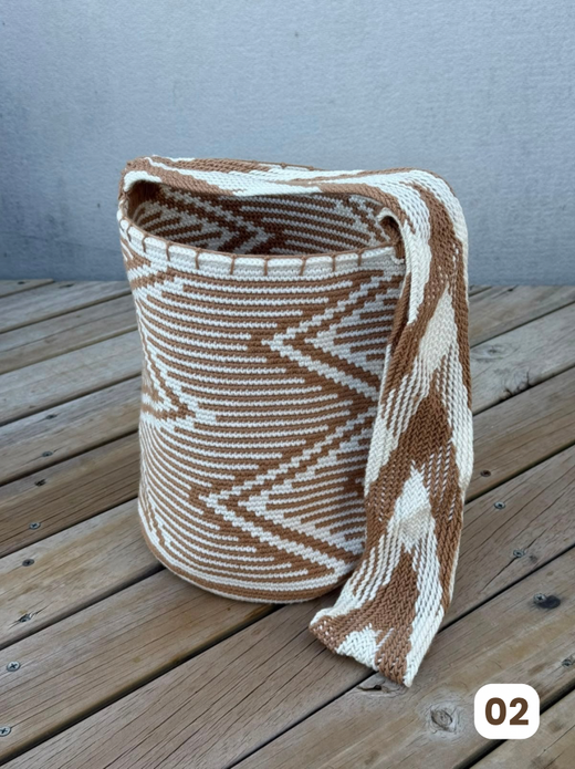 Mochila GRANDE tipo Arhuaca (30x28)