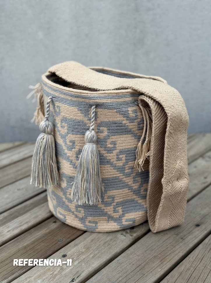 Mochilas GRANDE Diseño PREMIUM 🔥⭐️ (31x28)