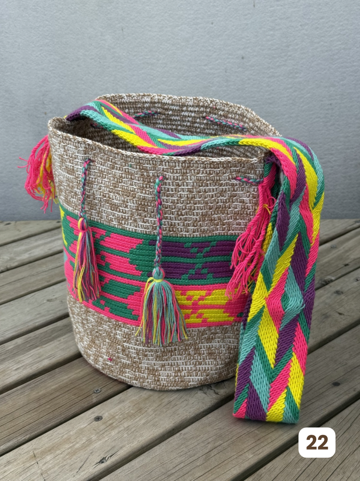 Mochilas GRANDE Matizadas💫 (31x28)