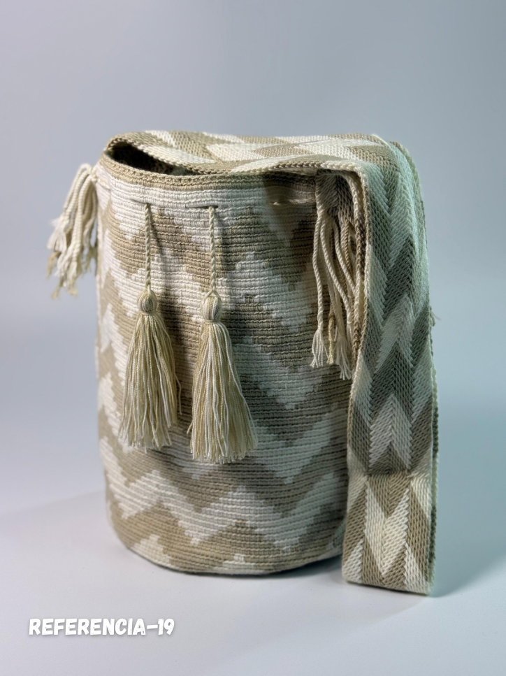 Mochilas GRANDE Diseño PREMIUM 🔥⭐️ (31x28)