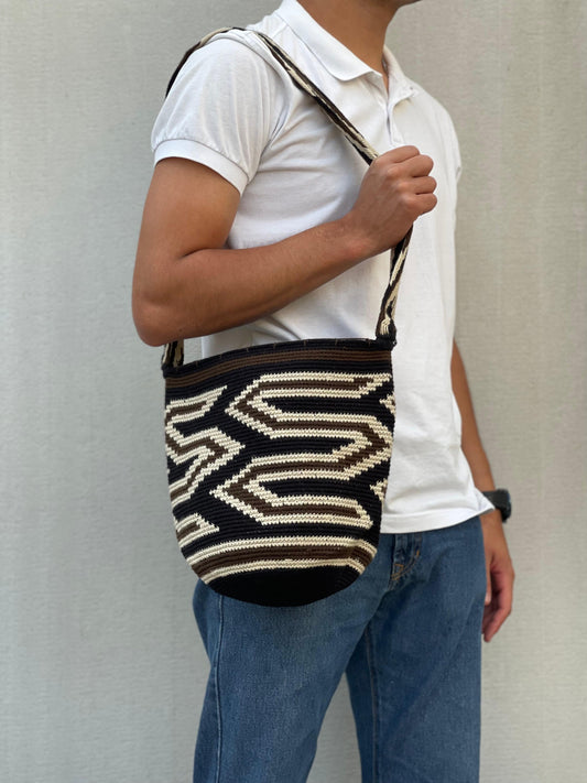 Mochila GRANDE tipo Arhuaca ⭐️🐑(30x28)