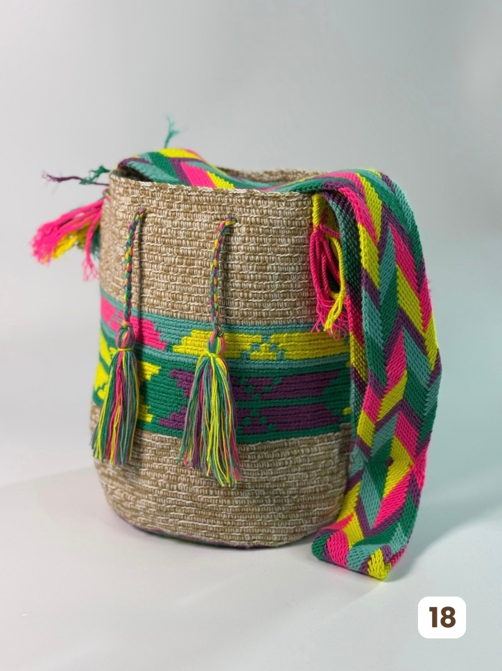 Mochilas GRANDE Matizadas💫 (31x28)