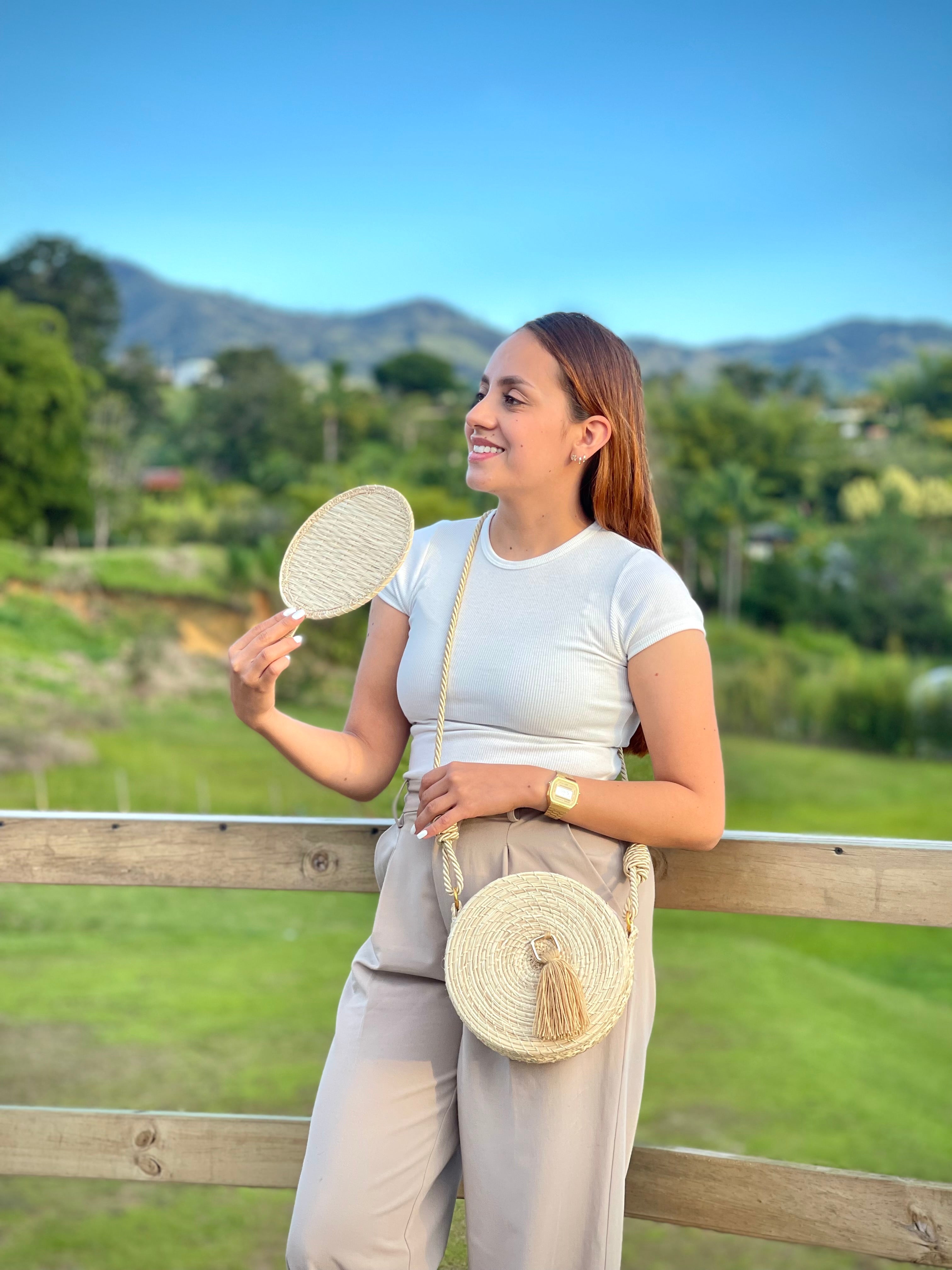 COMBO DE IRACA - Bolso en Forma de Yoyo + (Abanico de Regalo)