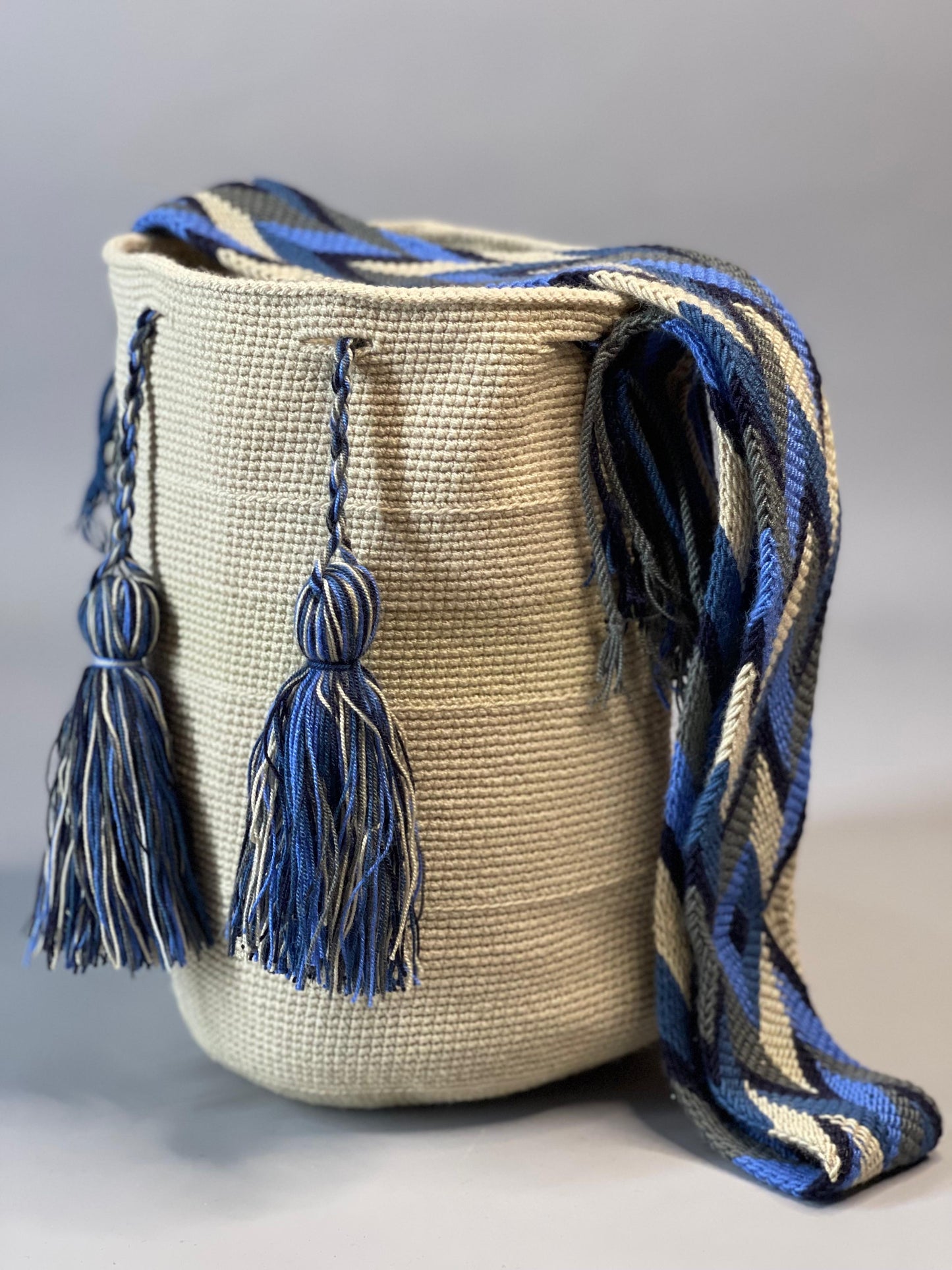 Mochila GRANDE Beige⭐️ (31x28)