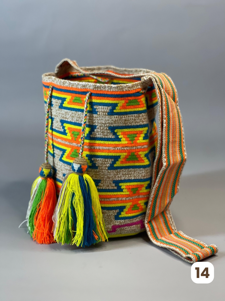 Mochila GRANDE Colección PREMIUM 😍⭐️(33x28)