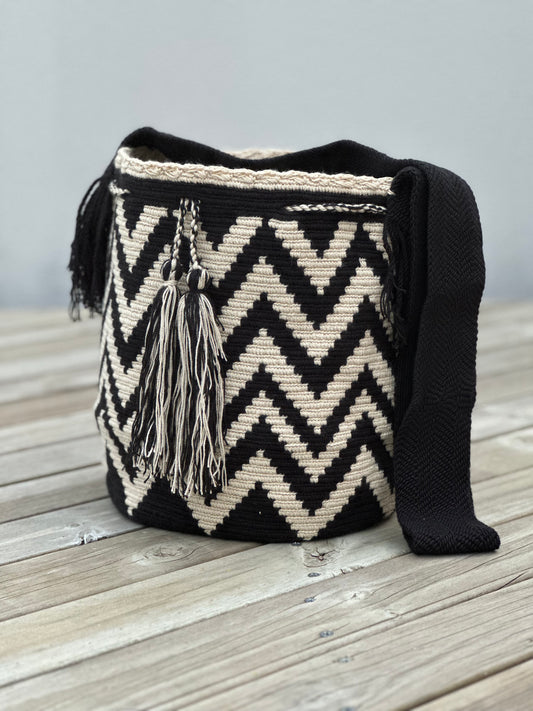 Mochila GRANDE Tonos Tierra🌤️ (31x28)