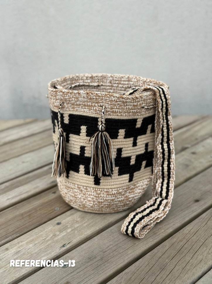 Mochila MEDIANA Exclusiva ⭐️(21x18)