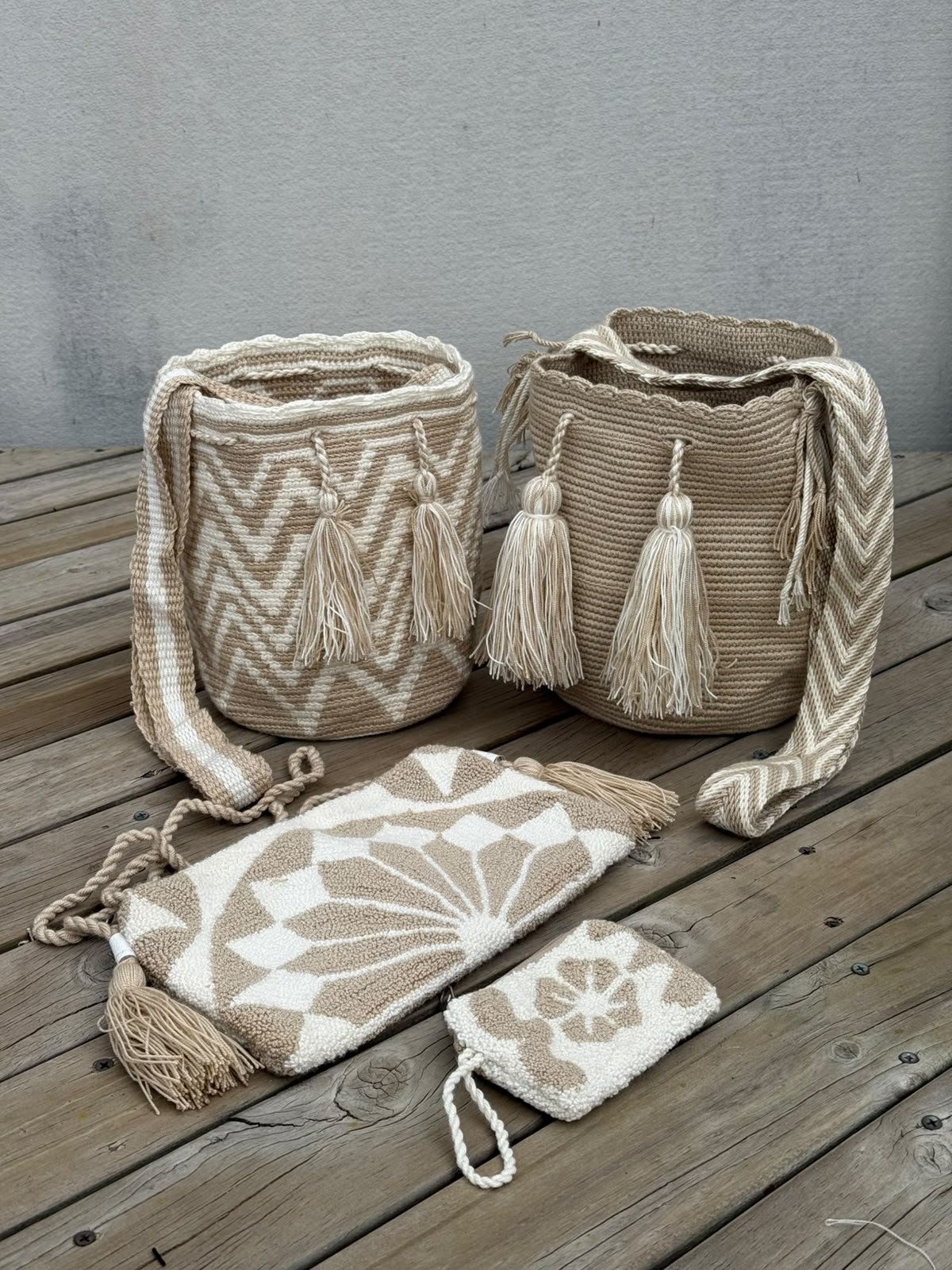 Combo Especial: 2 Mochilas MEDIANAS + (Sobre Wayuu + Monedero GRATIS)